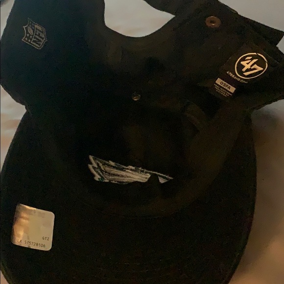 Philadelphia Eagles Hat - Picture 3 of 3